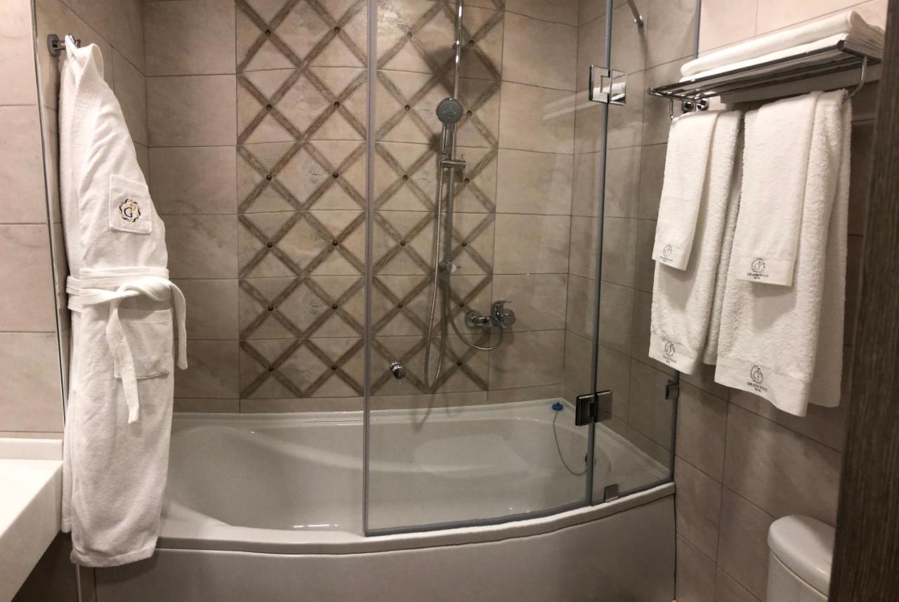 Grace Point Hotel Astana Værelse billede